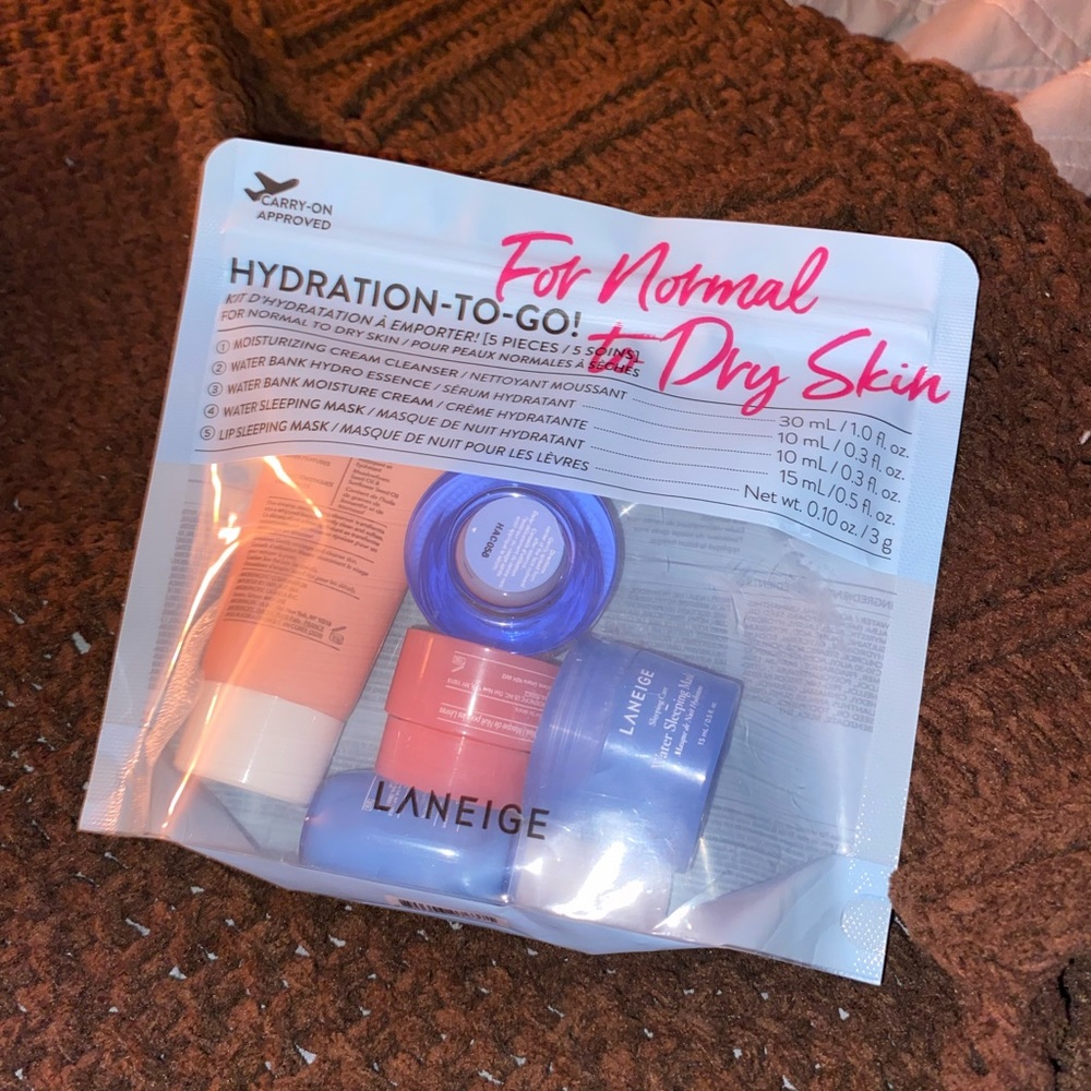 laneige hydration to go kit 💕💕